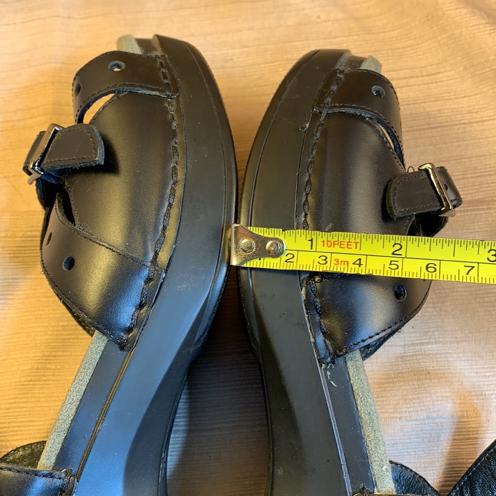 NWOT Leather sandals, adjustable never worn, comfy 3 - Picture 9 of 16